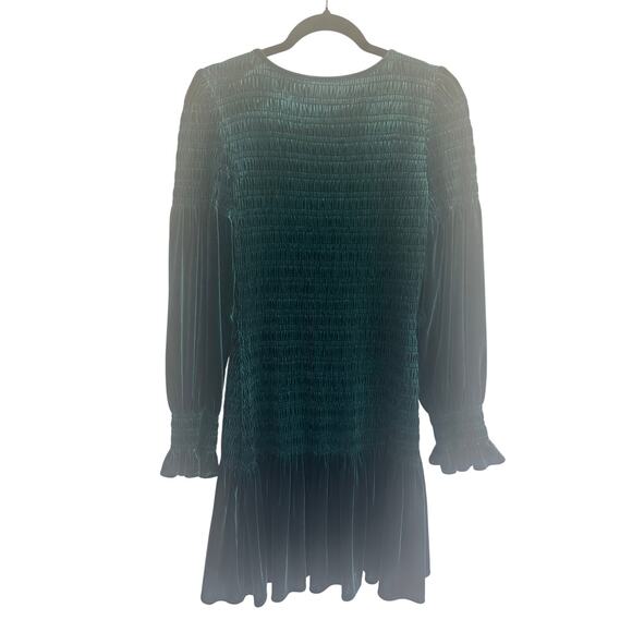Gianni Bini Women's Smocked Velvet Mini Dress M Long Sleeve Ruffle Hem Green - Picture 13 of 13